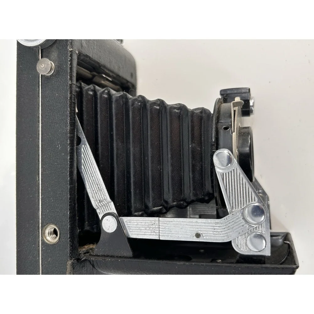 Vintage Kodak Jr Six-16 Series III Folding Camera w Original Box